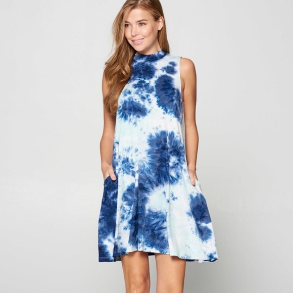 ❌SOLD OUT❌💙TIE DYE DRESS WITH HINTS OF MINT GREEN - Picture 5 of 5